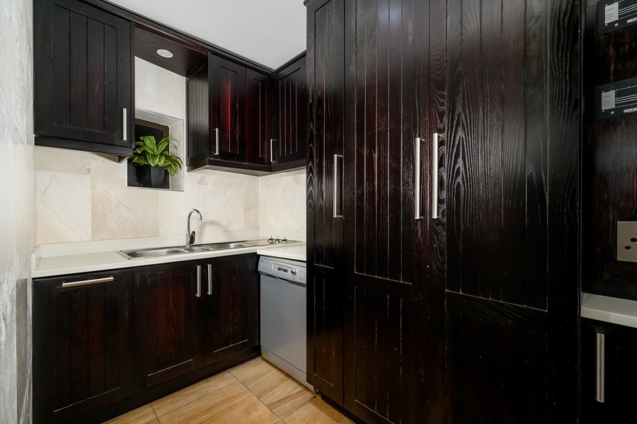 5 Bedroom Property for Sale in Mill Park Eastern Cape